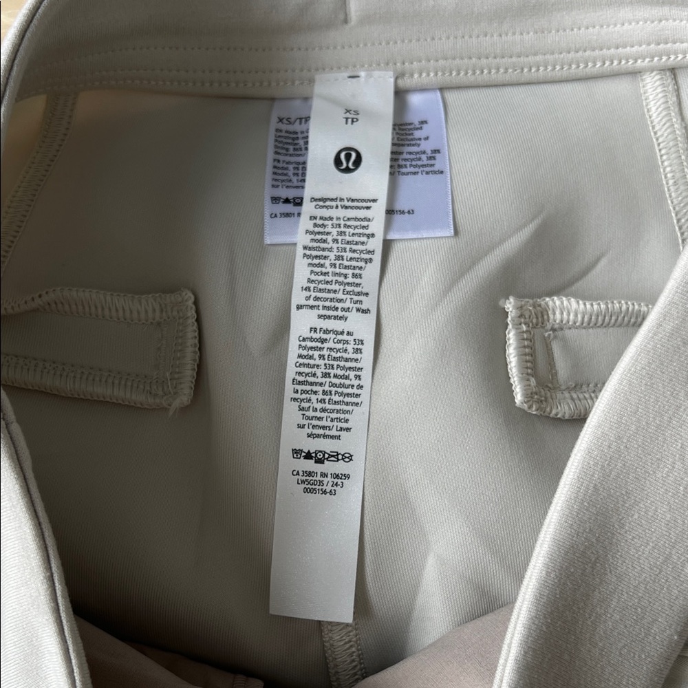Softstreme Pintuck Mid-Rise Pant Bone XS BNWOT - Picture 5 of 9